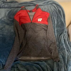 University of Wisconsin Badgers Quarter Zip Pullover  L, Colosseum NCAA